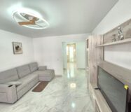 Отремонтированная квартира 90 кв.м у пляжа на Коста Бланке