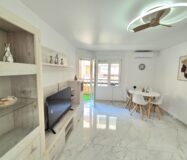 Отремонтированная квартира 90 кв.м у пляжа на Коста Бланке