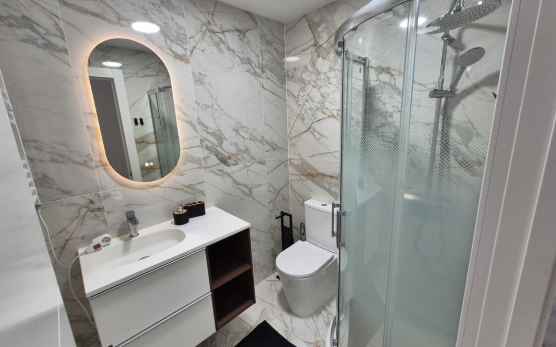 Отремонтированная квартира 90 кв.м у пляжа на Коста Бланке