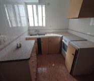 Будинок в Бенехусаре, 150 кв.м, для ремонту, хороше місцезнаходження