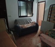 Будинок в Бенехусаре, 150 кв.м, для ремонту, хороше місцезнаходження