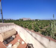 Будинок в Бенехусаре, 150 кв.м, для ремонту, хороше місцезнаходження