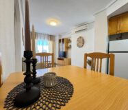 Квартира у моря в Торревьехе 57 кв.м с террасой и бассейном