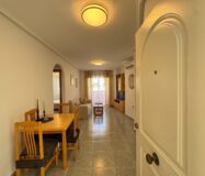 Квартира у моря в Торревьехе 57 кв.м с террасой и бассейном