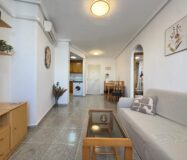 Квартира у моря в Торревьехе 57 кв.м с террасой и бассейном