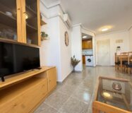 Квартира у моря в Торревьехе 57 кв.м с террасой и бассейном