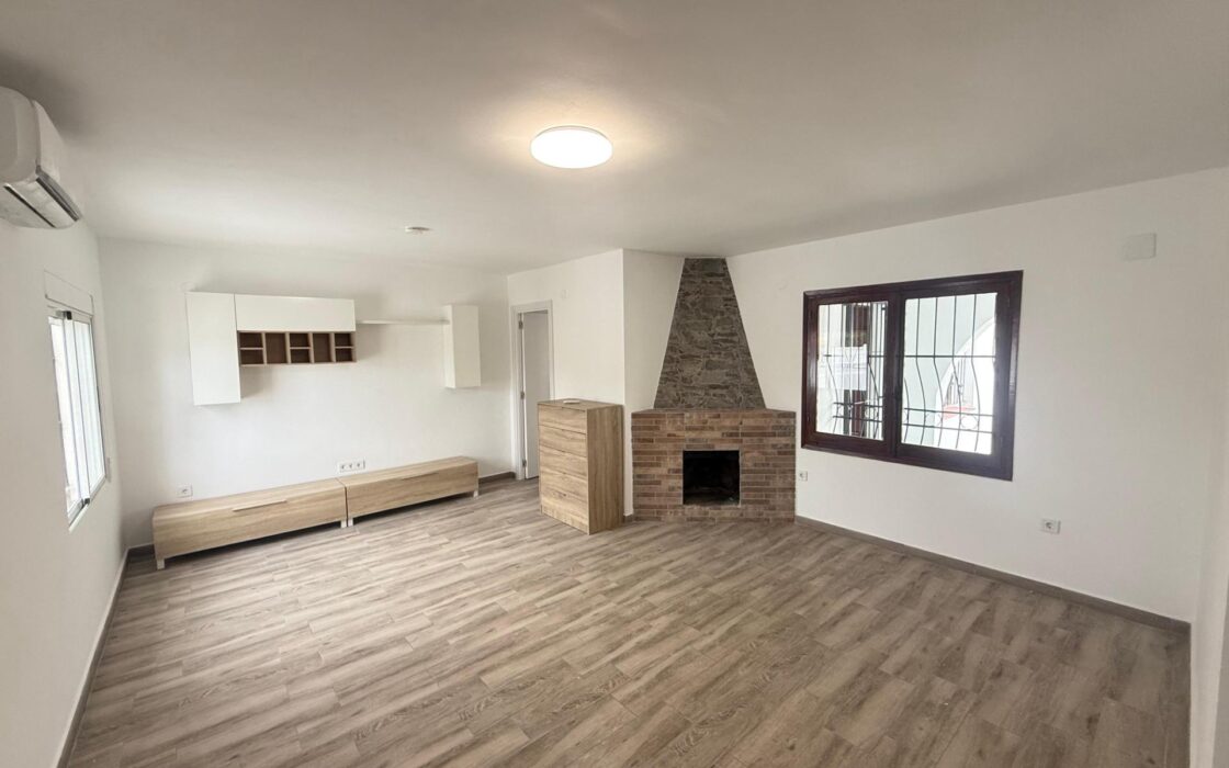 Независимое шале в Лос-Фрутале, 90 кв.м, терраса 40 м² у моря