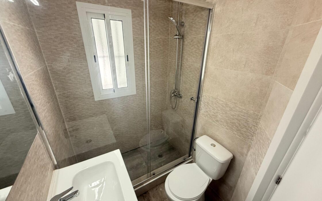 Независимое шале в Лос-Фрутале, 90 кв.м, терраса 40 м² у моря