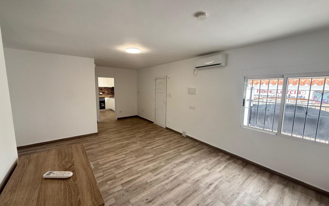 Независимое шале в Лос-Фрутале, 90 кв.м, терраса 40 м² у моря