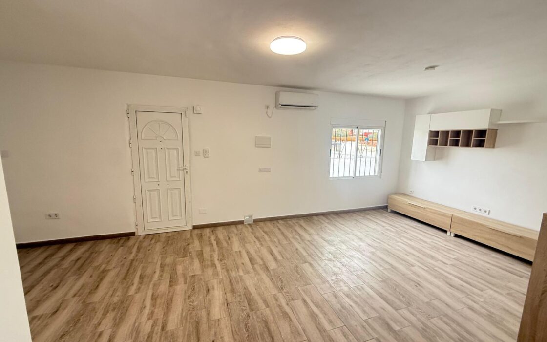 Независимое шале в Лос-Фрутале, 90 кв.м, терраса 40 м² у моря