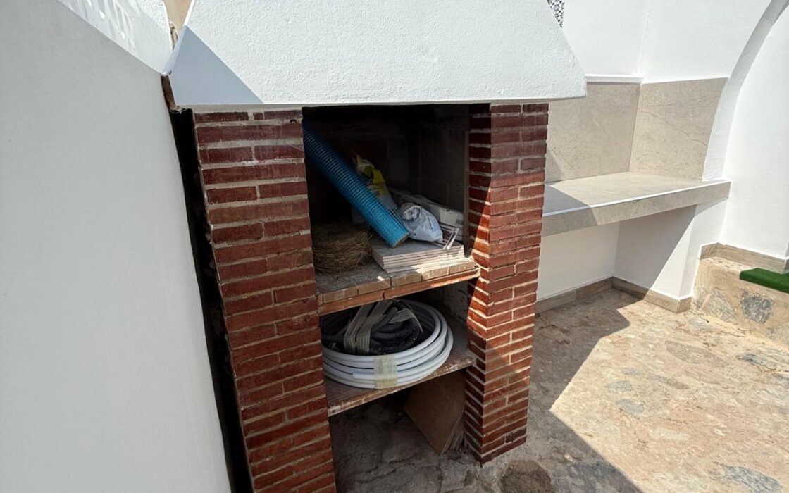 Независимое шале в Лос-Фрутале, 90 кв.м, терраса 40 м² у моря