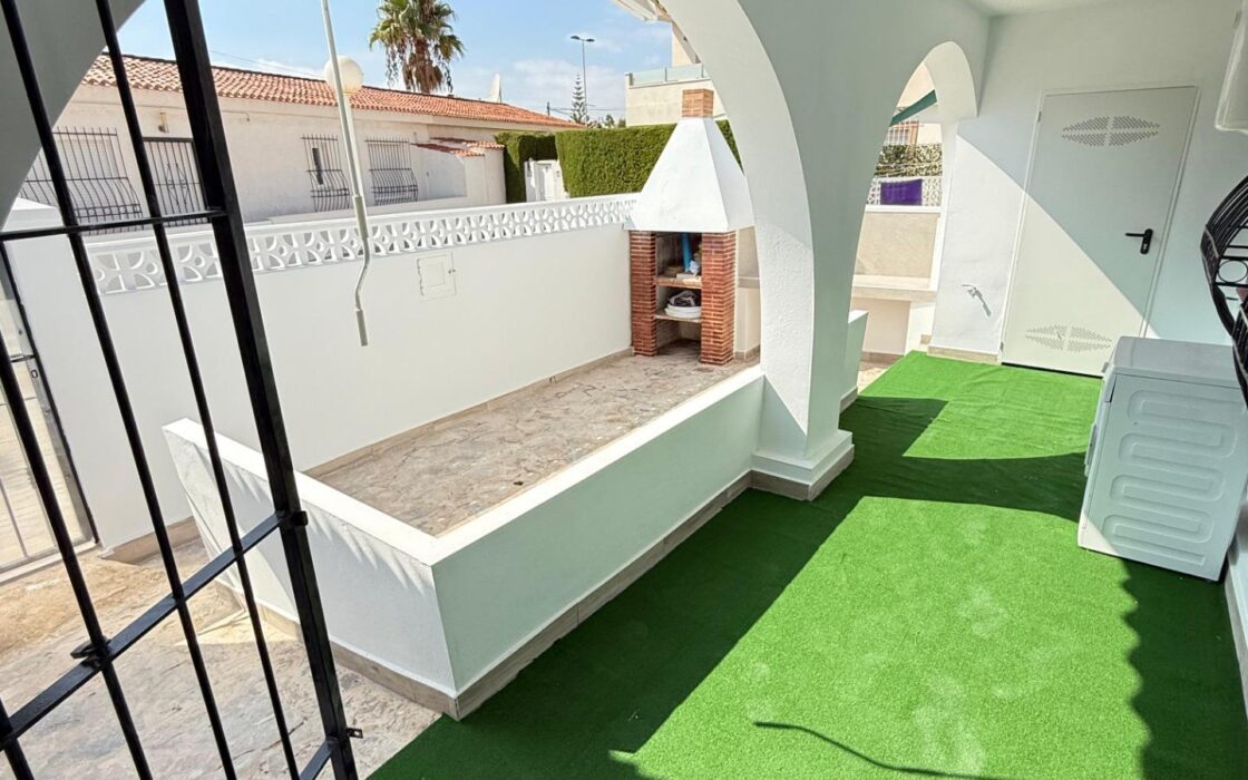 Независимое шале в Лос-Фрутале, 90 кв.м, терраса 40 м² у моря