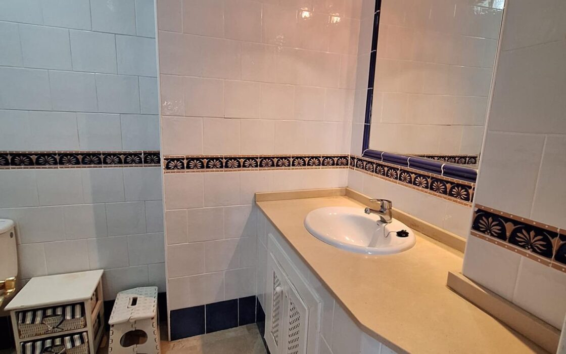 Апартаменты 3 комнаты в Ориуэла Коста с террасой у моря