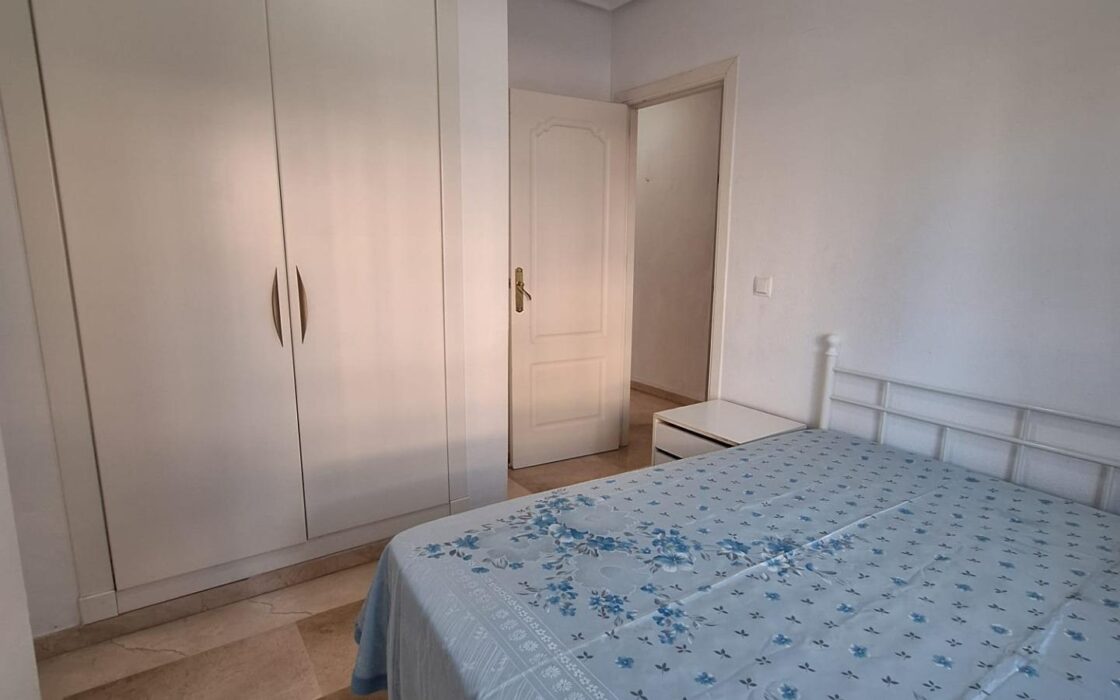 Апартаменты 3 комнаты в Ориуэла Коста с террасой у моря