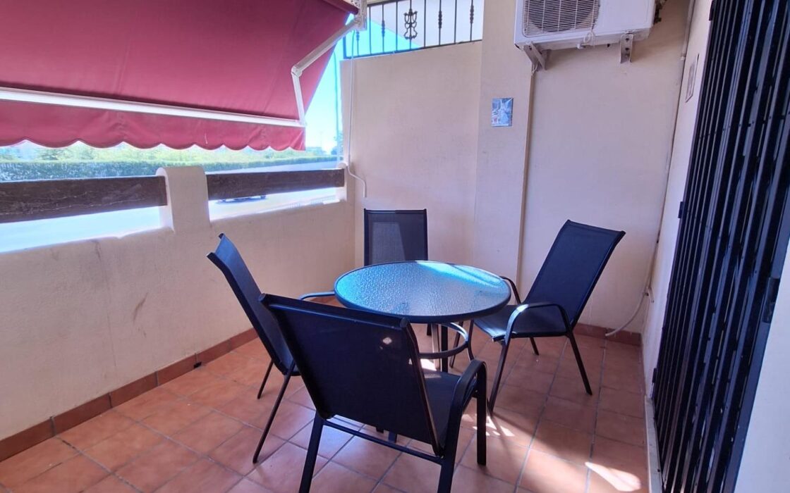 Апартаменты 3 комнаты в Ориуэла Коста с террасой у моря