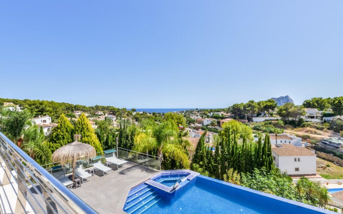 Вилла с видом на море в Бениссе 585 кв.м 5 спален