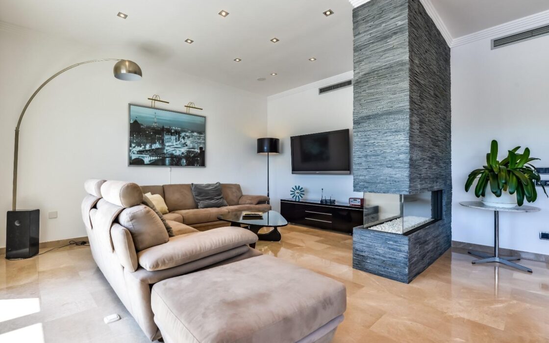 Вилла с видом на море в Бениссе 585 кв.м 5 спален