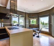 Вилла с видом на море в Бениссе 585 кв.м 5 спален