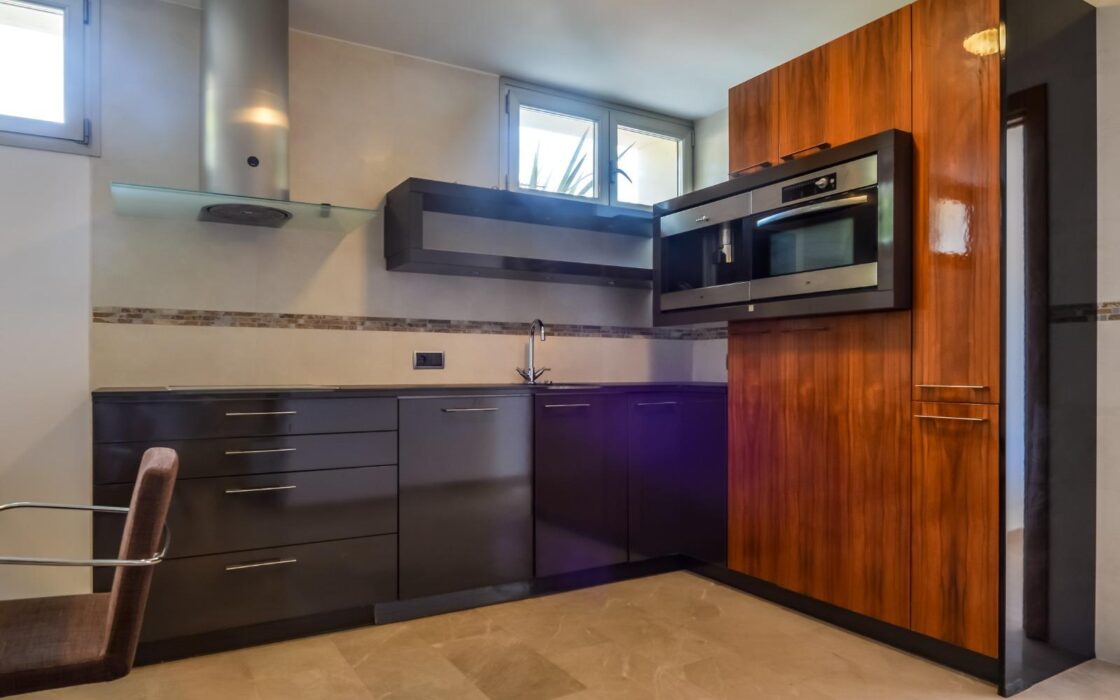 Вилла с видом на море в Бениссе 585 кв.м 5 спален