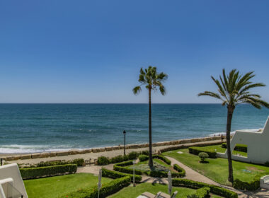 Роскошный дом у моря в Marbella с террасой и великолепным видом