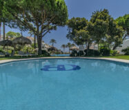 Роскошный дом у моря в Marbella с террасой и великолепным видом