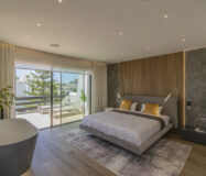 Роскошный дом у моря в Marbella с террасой и великолепным видом