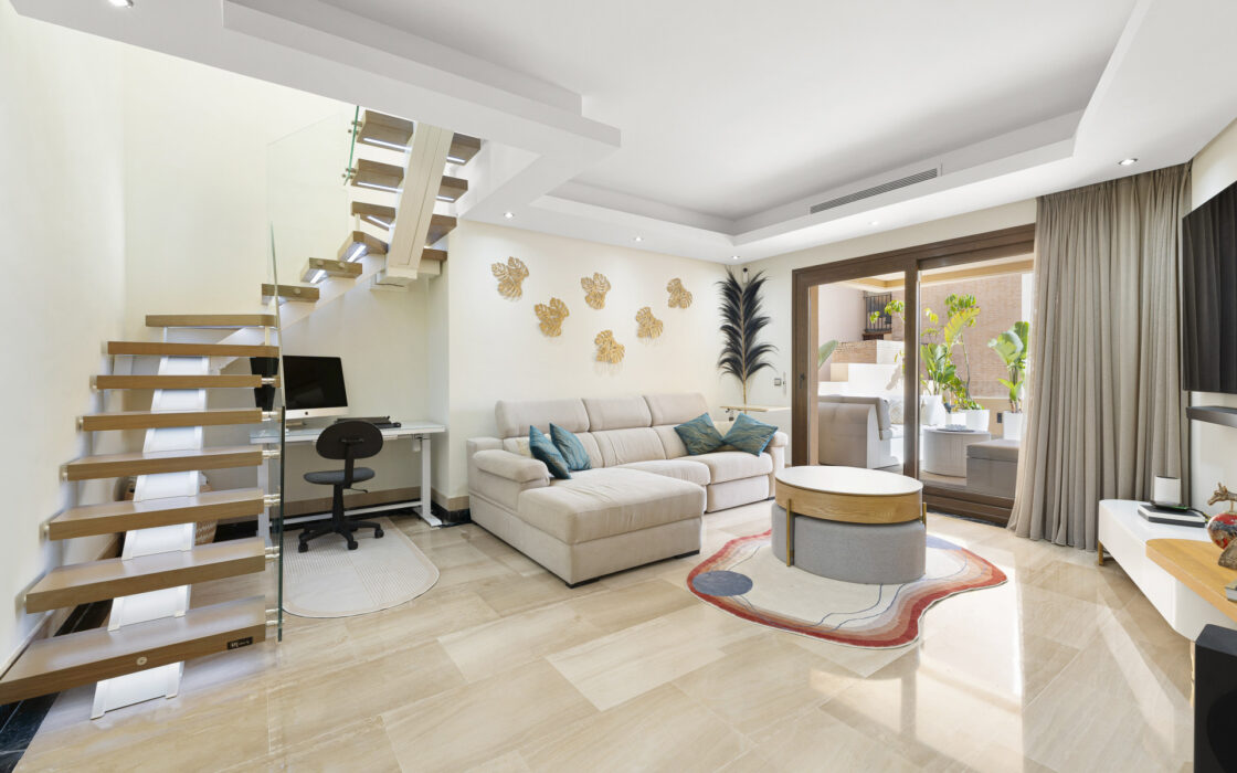 Дуплекс у пляжа с видом на Средиземное море 174 кв.м