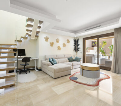 Дуплекс у пляжа з видом на Середземне море 174 кв.м