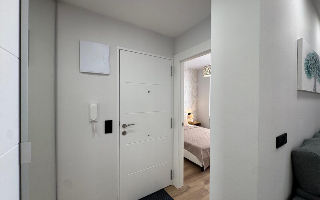 Апартаменты 100 кв.м в Торревьехе у пляжа с 3 спальнями