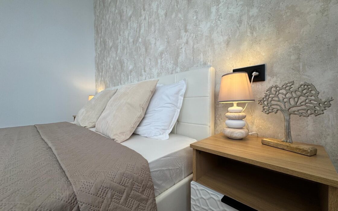 Апартаменты 100 кв.м в Торревьехе у пляжа с 3 спальнями