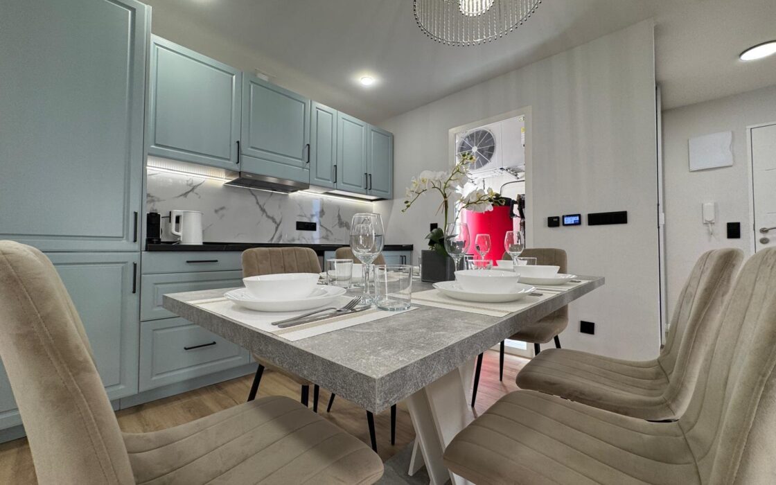 Апартаменты 100 кв.м в Торревьехе у пляжа с 3 спальнями