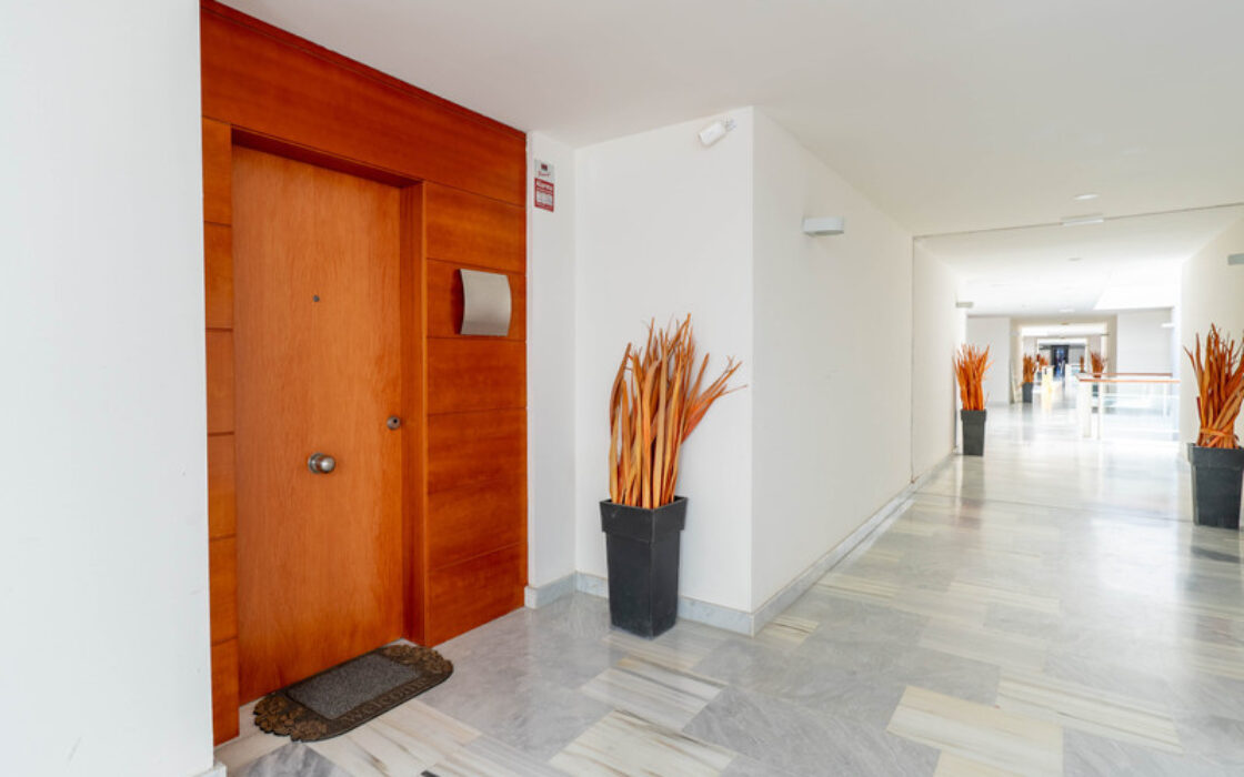 Дуплекс с террасой в Бенахависе 99 кв.м с мебелью