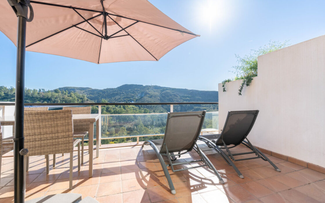 Дуплекс с террасой в Бенахависе 99 кв.м с мебелью