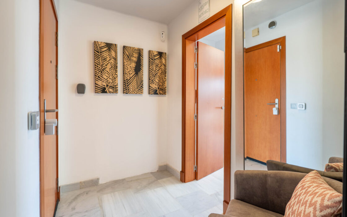 Дуплекс с террасой в Бенахависе 99 кв.м с мебелью