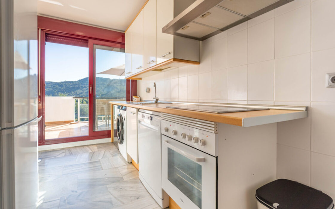 Дуплекс с террасой в Бенахависе 99 кв.м с мебелью