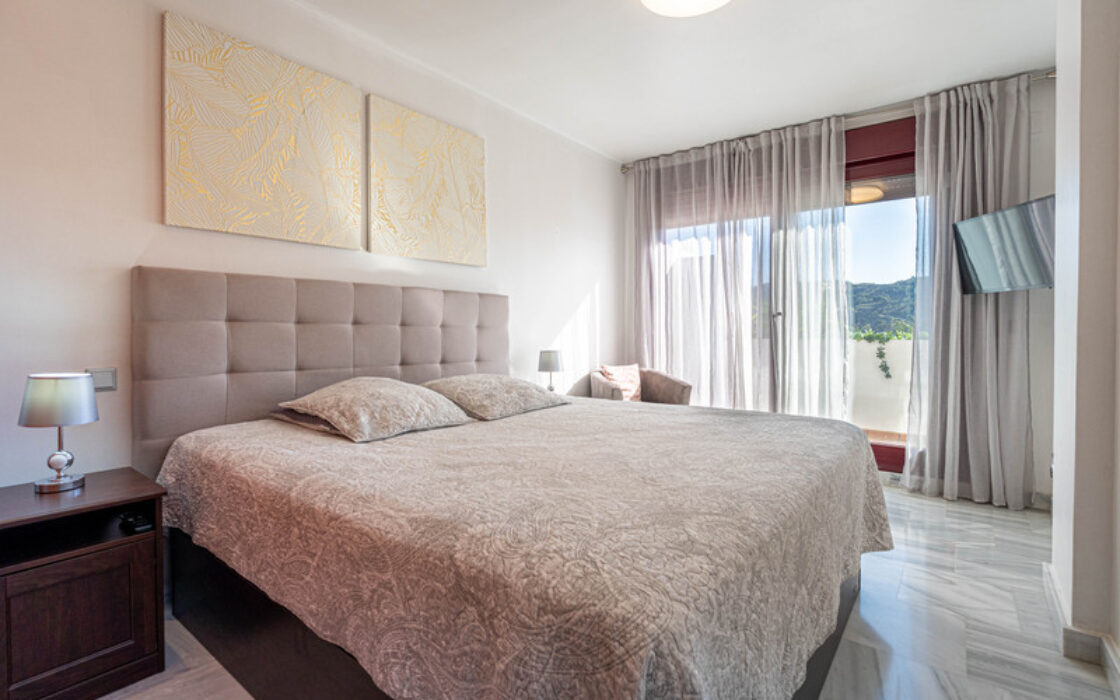 Дуплекс с террасой в Бенахависе 99 кв.м с мебелью