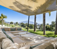 Современная вилла с панорамным видом в Бенахавис 407 кв.м