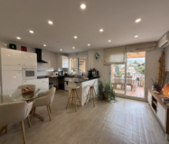 Двухкомнатный дуплекс в Фуэнхироле у моря, 132 кв.м, терраса