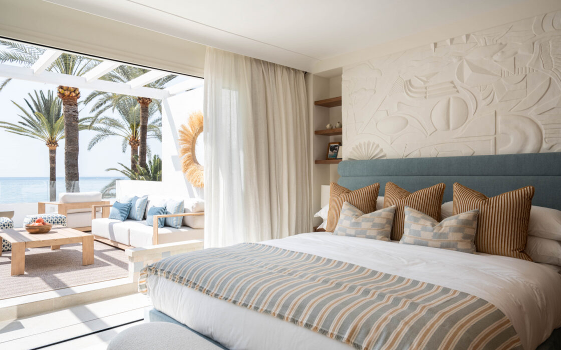 Элегантная квартира у моря в Марбелье 314 кв.м с террасой