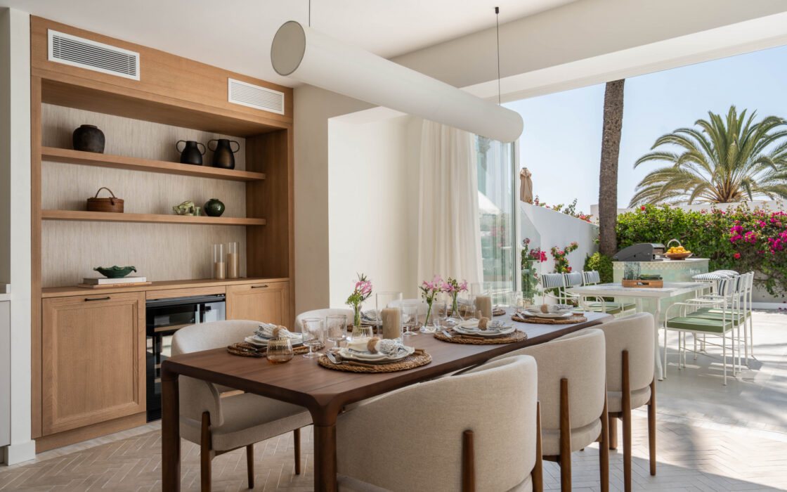 Элегантная квартира у моря в Марбелье 314 кв.м с террасой