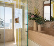 Элегантная квартира у моря в Марбелье 314 кв.м с террасой