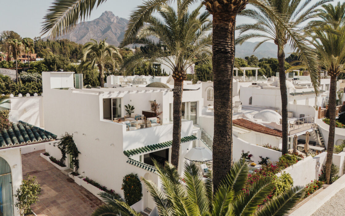 Элегантная квартира у моря в Марбелье 314 кв.м с террасой