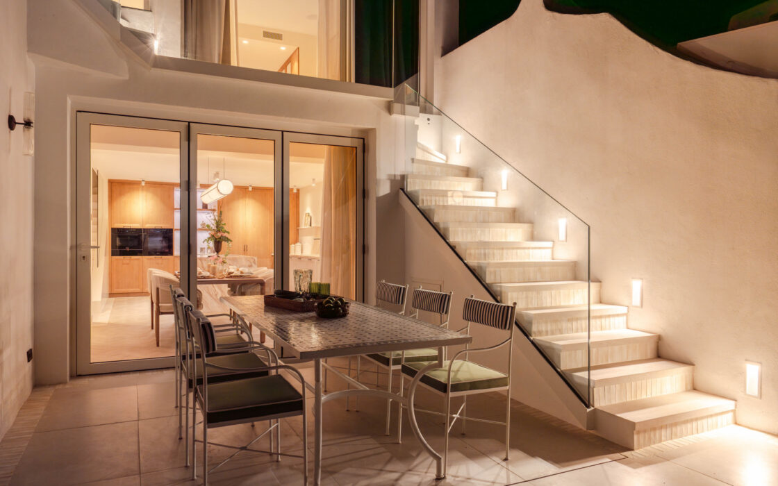 Элегантная квартира у моря в Марбелье 314 кв.м с террасой