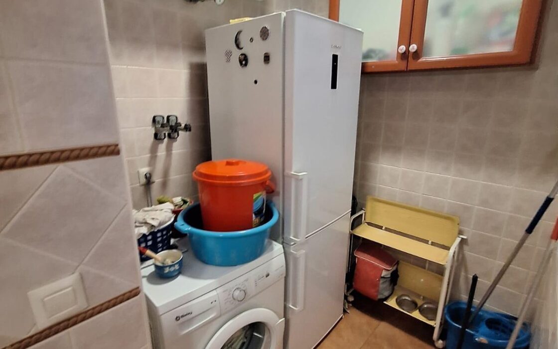 Апартаменты 100 кв.м с 4 спальнями в Торревьехе у моря