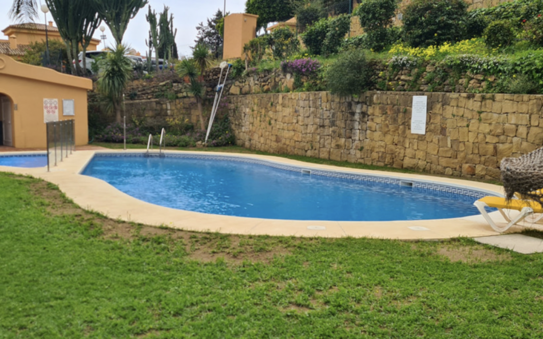 Пентхаус в Михас Коста с 3 спальнями и видом на море