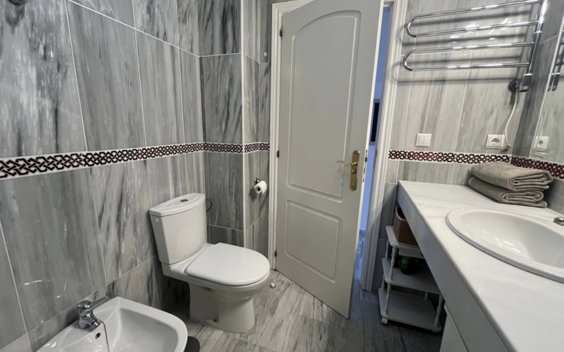 Пентхаус в Михас Коста с 3 спальнями и видом на море