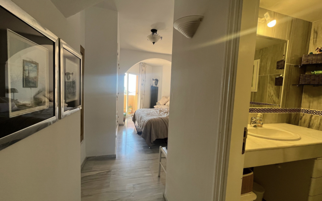 Пентхаус в Михас Коста с 3 спальнями и видом на море