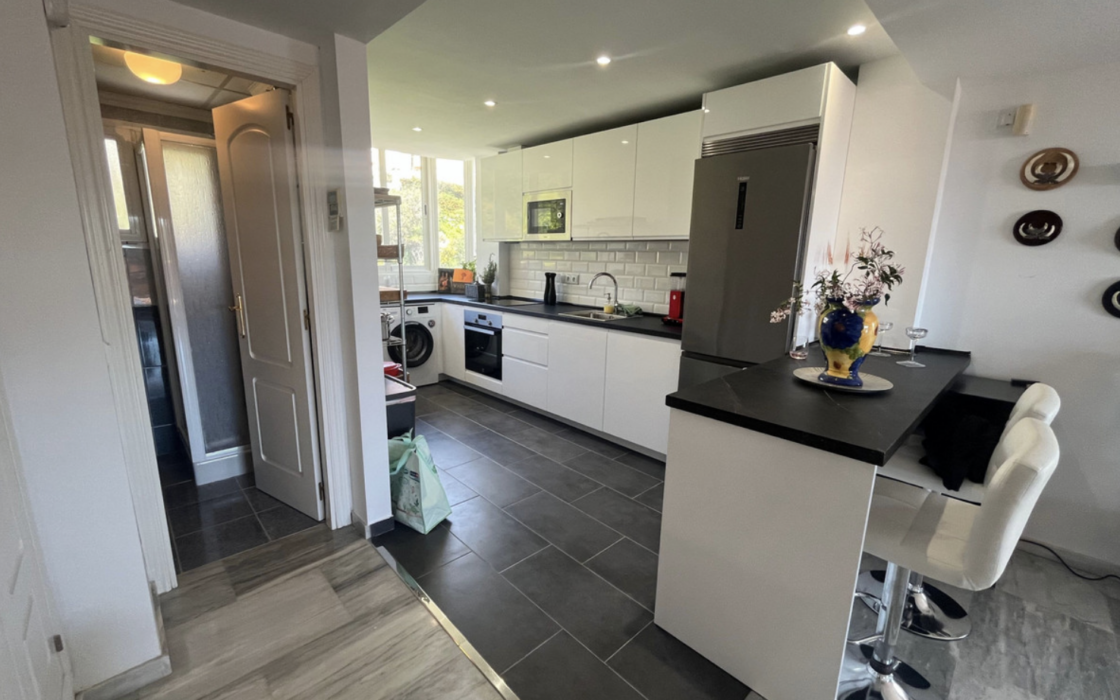 Пентхаус в Михас Коста с 3 спальнями и видом на море