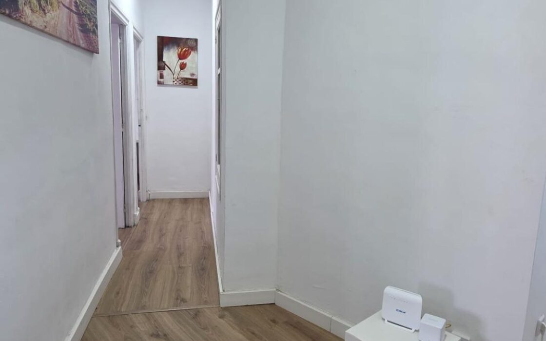 Апартаменты 106 кв.м с 4 комнатами в Лангрео