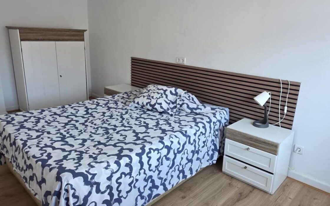 Апартаменты 106 кв.м с 4 комнатами в Лангрео